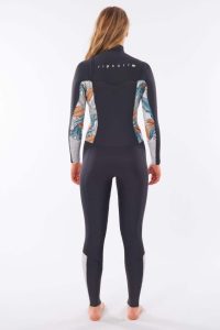 RIP CURL - Women Dawn Patrol 4/3 Chest Zip Wetsuit Produktbild - The Women's Dawn patrol offers performance and warmth feature along with durability and great value. This wetsuit has many of the high ends features you will find in our ultimate suits. We use E5 neoprene, and E5 Flash lining and the entire suit is glued and blindstitched with 3/4 taping.