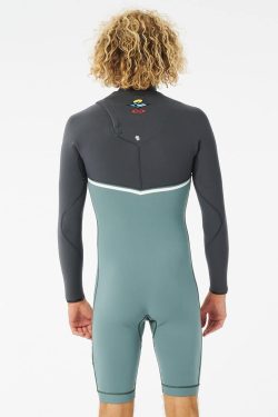 RIP CURL - E-Bomb 2/2 Zip Free Long Sleeve Springsuit - Muted Green Produktbild - The EBOMB ZIP FREE Wetsuit Now with E6 Thermoflex. It is the Ultimate super stretch wetsuit. The EBOMB zip free is inspired by high performance surfing with the least restriction possible. This year we've introduced two innovations in one.