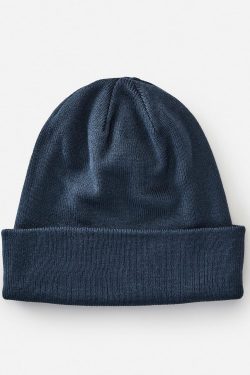 RIP CURL - Crusher Beanie - Navy (Copy) Produktbild - The Crusher Beanie is a classic mean's beanie with a high roll and a tall fit, the perfect head warmer for those chilly morning surf checks. Made with a super soft acrylic knit, detailed with a woven Rip Curl label. One size fits most.