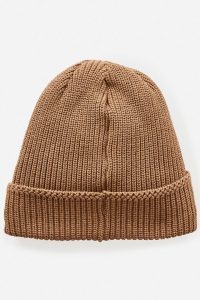 RIP CURL - Searchers Reg Beanie Produktbild - It's high fashion and function with Searchers Polartec Reg Beanie. A regular/shallow fit all black beanie made from superior Polartec fleece with its extra warm weave and recycled fabric. Complete with woven Search logo badge.