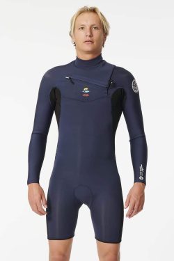 RIP CURL - Dawn Patrol Long Sleeve 2/2 Chest Zip Springsuit Produktbild - Dawn Patrol Long Sleeve 2/2 Chest Zip Springsuit Dive into the waves with confidence in our Dawn Patrol Long Sleeve 2/2 Chest Zip Springsuit. Made from 80% synthetic rubber and 20% polyamide, this springsuit features E5 neoprene, E5 tape, critical stress point taping, an internal key pocket, and sustainable materials like Yulex™ natural rubber and recycled external jersey.