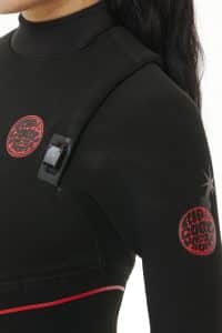 RIP CURL - Women Flashbomb Fusion 4/3 Zip Free Wetsuit Produktbild - Model is 171cm (5'7") tall and wearing a size XS