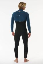 RIP CURL - E Bomb 3/2 Zip Free Wetsuit Produktbild - Enjoy the perfect balance of flexibility and warmth with the Rip Curl E-Bomb 3/2 Zip Free Wetsuit. Designed to optimize your surf sessions, this wetsuit incorporates advanced features for ultimate performance. The E7 and E6 thermo lining neoprene ensures superior insulation and freedom of movement. With critical stress point taping and E6 tape, this suit offers exceptional durability. Sealed cuffs keep cold water from rushing in, and an external key pocket provide added convenience. Drop in with confidence and surf to your full potential in the E-Bomb 3/2 Zip Free Wetsuit.