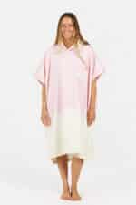 After Essentials Gradient Poncho Dusty Rose4