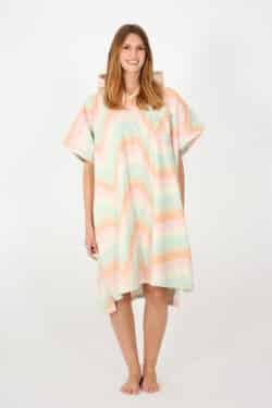 After Essentials Inline Series Poncho Ripple Almond4