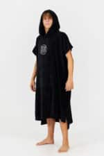 After Essentials Logo Poncho Black2