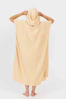 After Essentials Logo Poncho Orange1