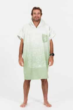 After Essentials Mind Set Poncho Pura Vida4