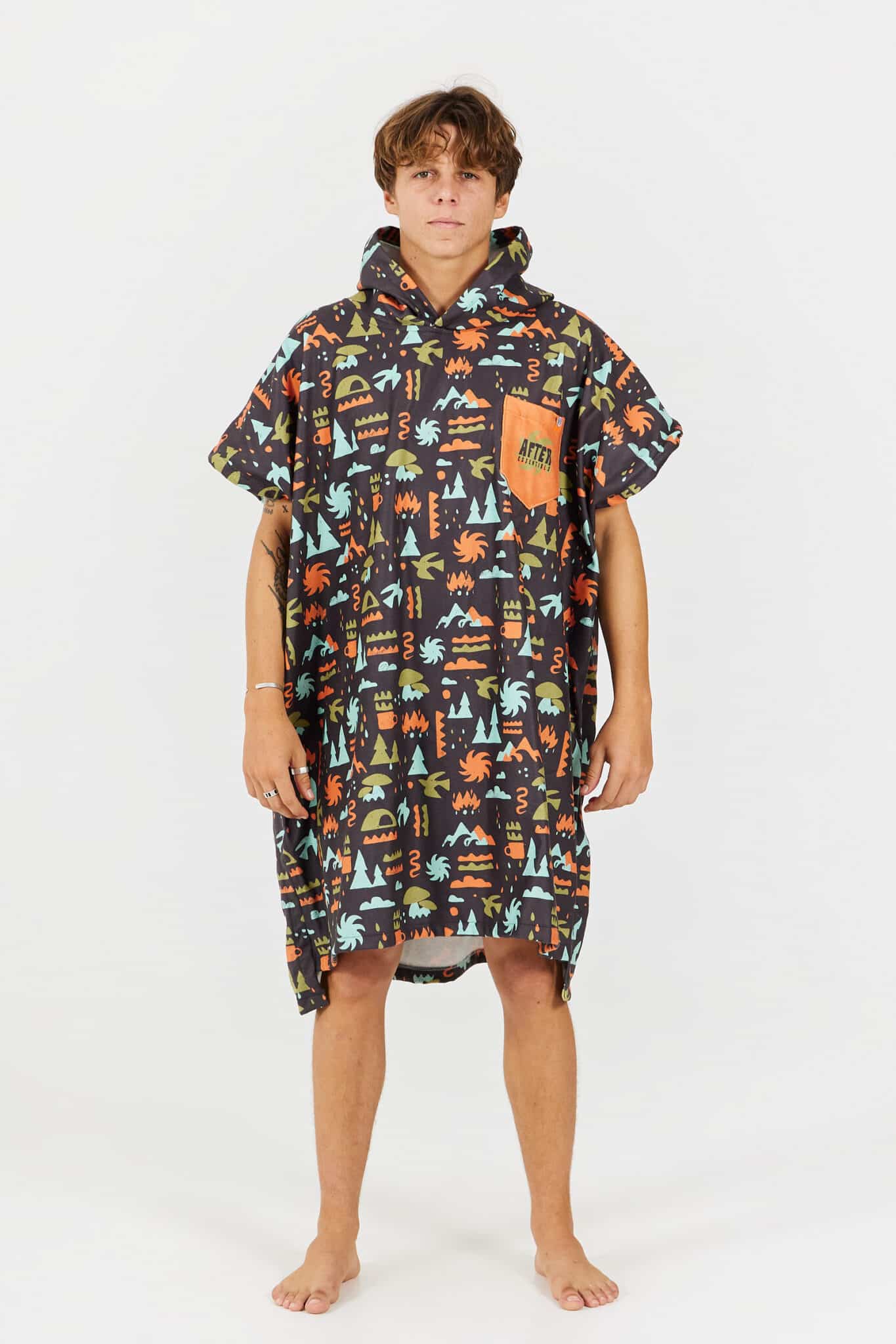 After Essentials Outdoor Series Poncho Trekking Black5 After Essentials Outdoor Series Poncho Trekking Black5
