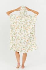 After Essentials Outdoor Series Poncho Trekking Cream3