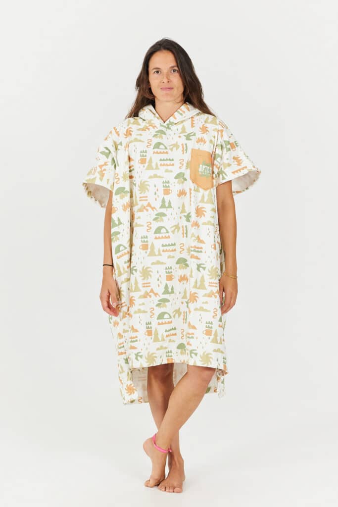 After Essentials Outdoor Series Poncho Trekking Cream4
