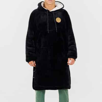 After Essentials Sofa Poncho Jet Black