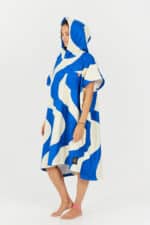 After Essentials Swim Club Poncho Ondulations Blue2