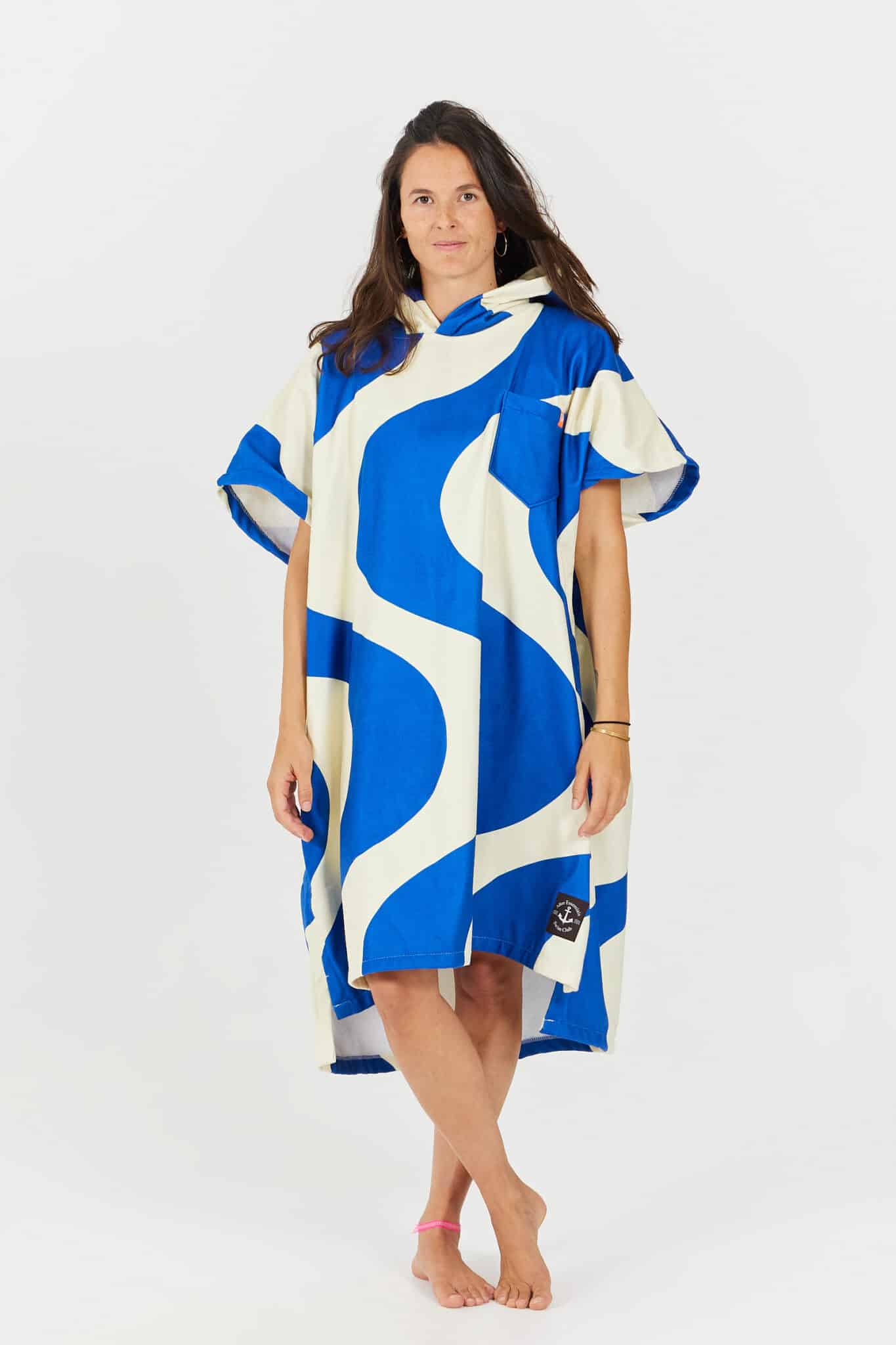 After Essentials Swim Club Poncho Ondulations Blue4 After Essentials Swim Club Poncho Ondulations Blue4