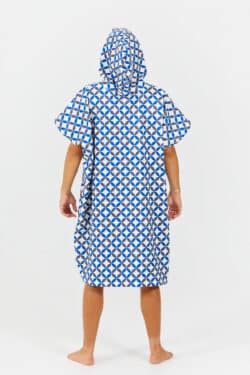 After Essentials Swim Club Poncho Vertigo Blue Star1