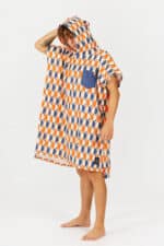 After Essentials Swim Club Poncho Vertigo Sun Orange3