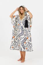 After Essentials Tech Pocket Poncho Feather Leaves3